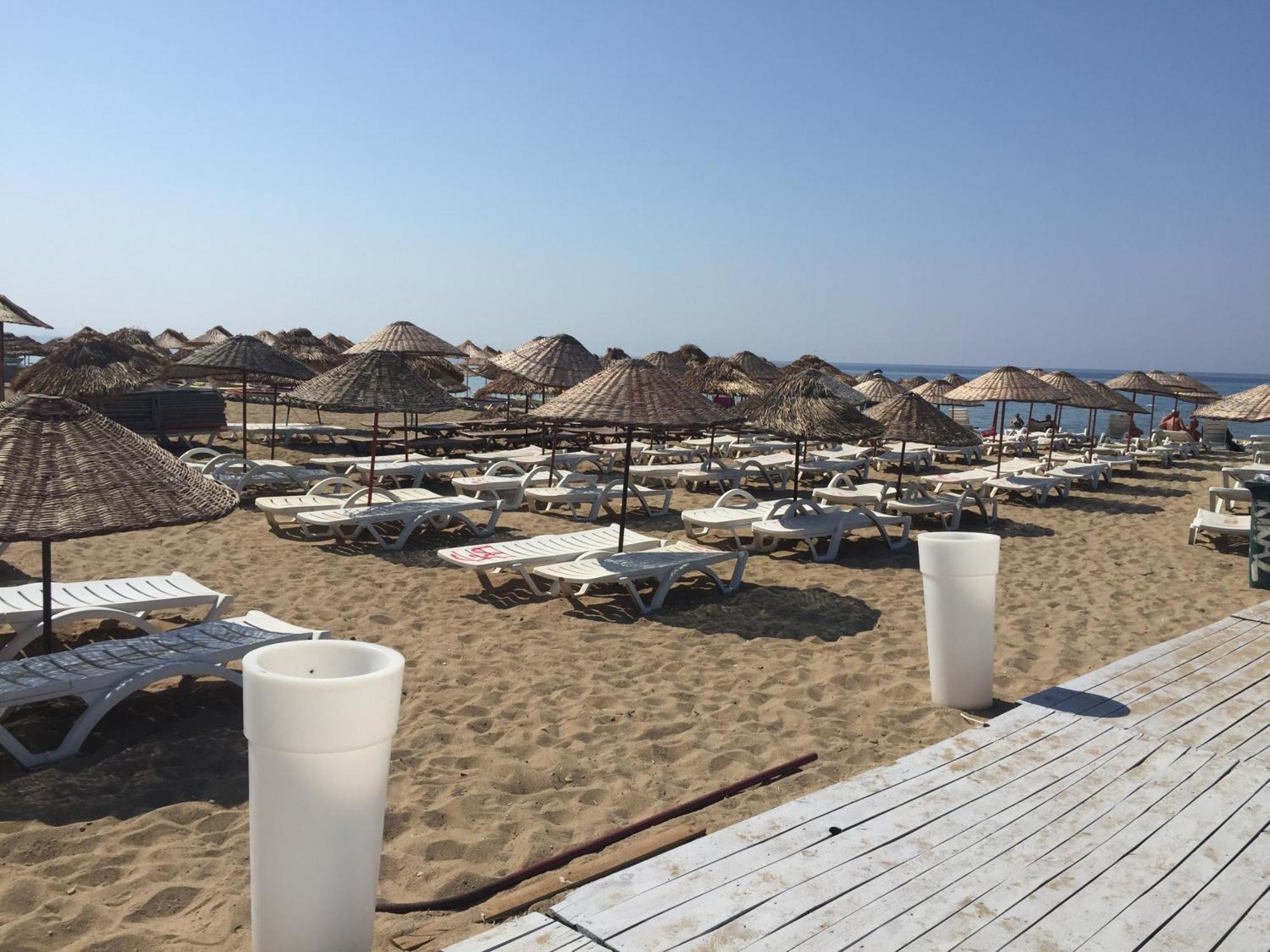 Ayvalı Grand Milano Hotel מראה חיצוני תמונה