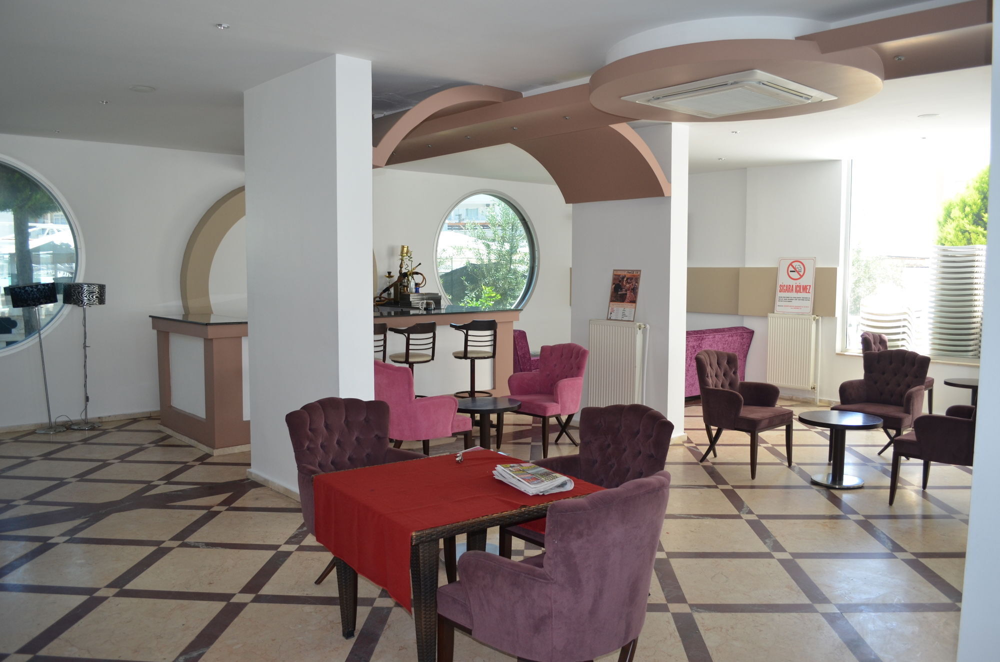 Ayvalı Grand Milano Hotel מראה חיצוני תמונה